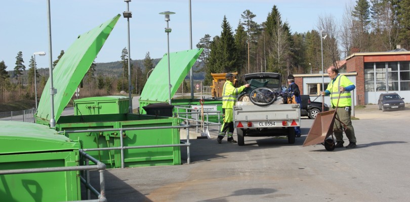 Lørdagsåpent på gjenvinningsstasjonene sommer 2024